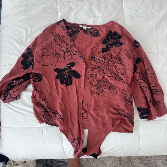 O’Neill lightweight tie long sleeve top, rust color, size M - Picture 1 of 4